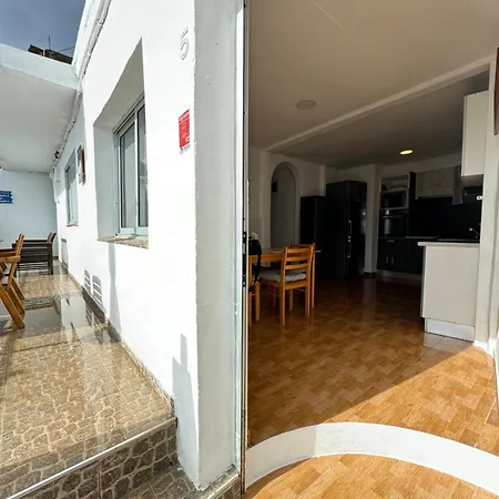 Atlantic House * Santa Cruz de Tenerife